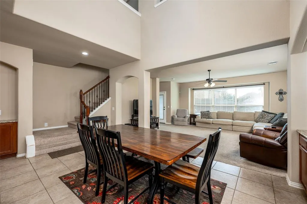 2612 Nocona Way