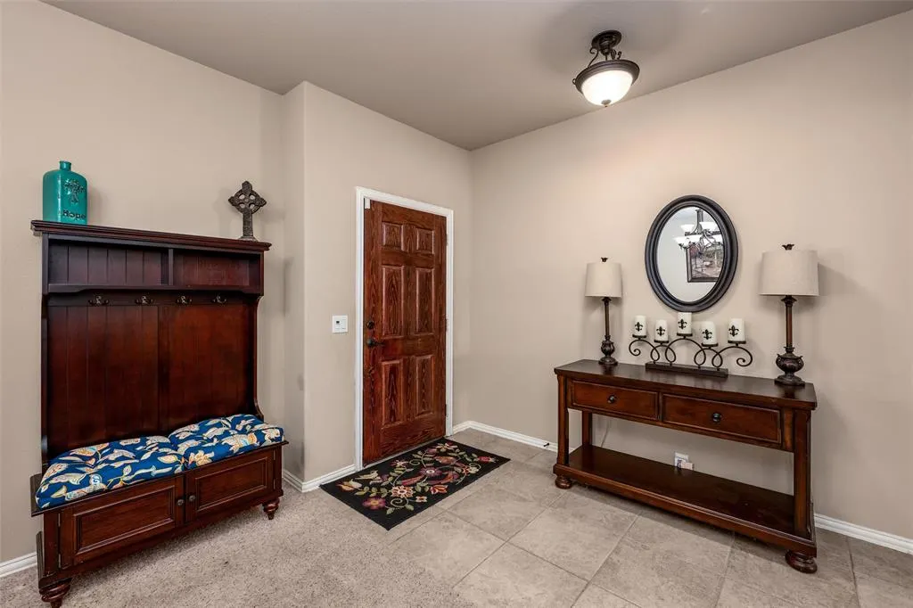 2612 Nocona Way
