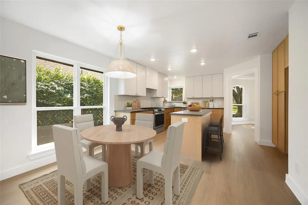 4621 Normandy Lane