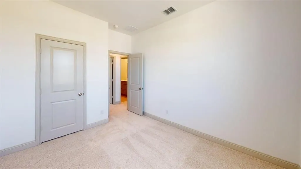 904 Santa Lucia Drive