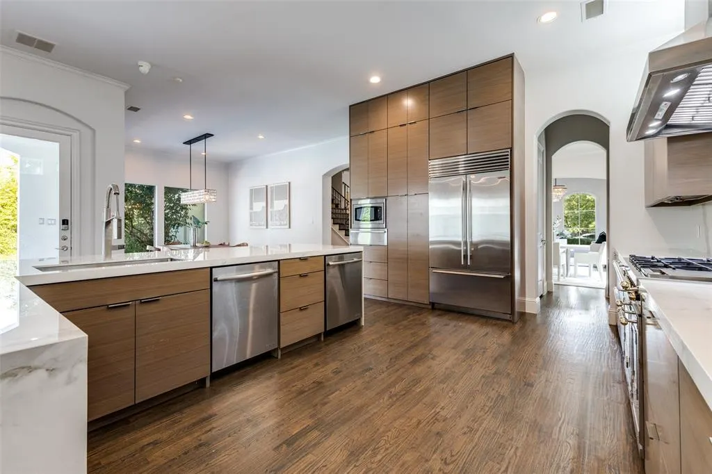 8647 Wingate Drive