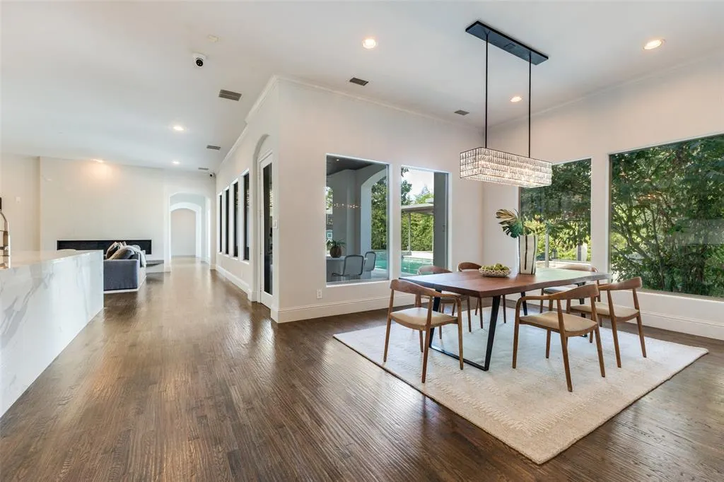 8647 Wingate Drive
