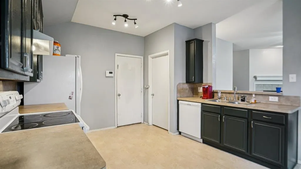 2113 Penton Linns Drive