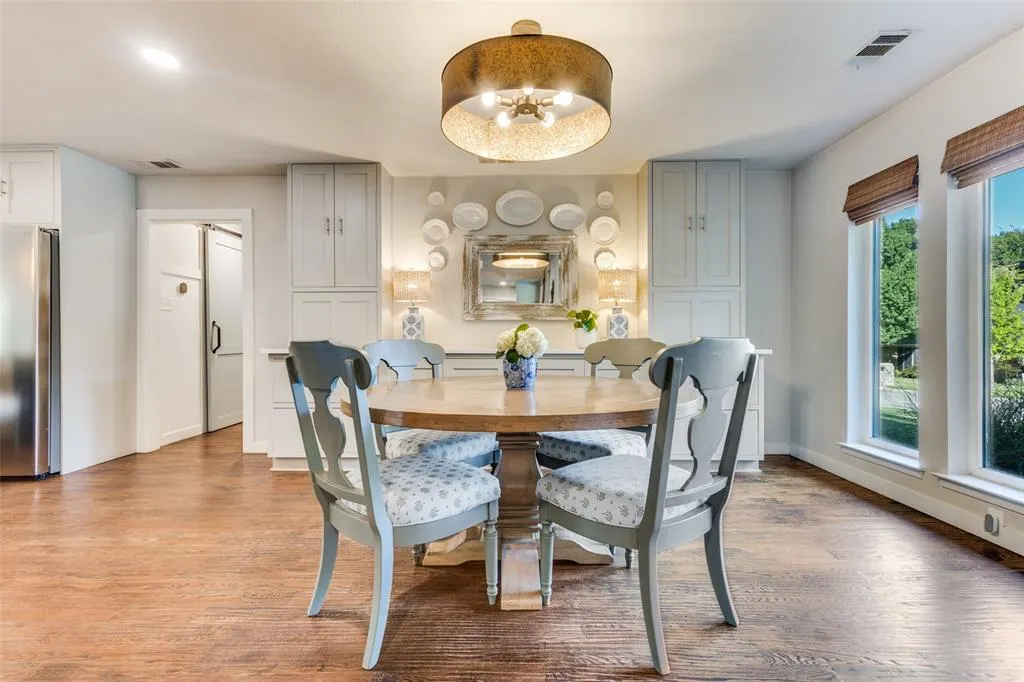 205 Westpark Drive N