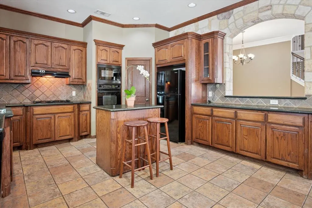 4683 Venetian Way