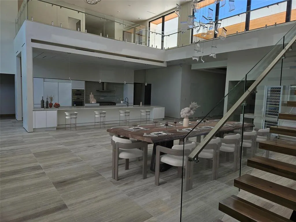 4625 Walnut Hill Lane