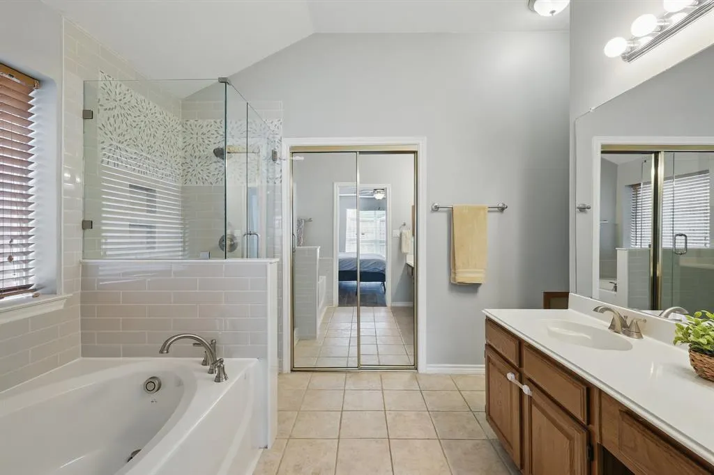11406 Ocean Road