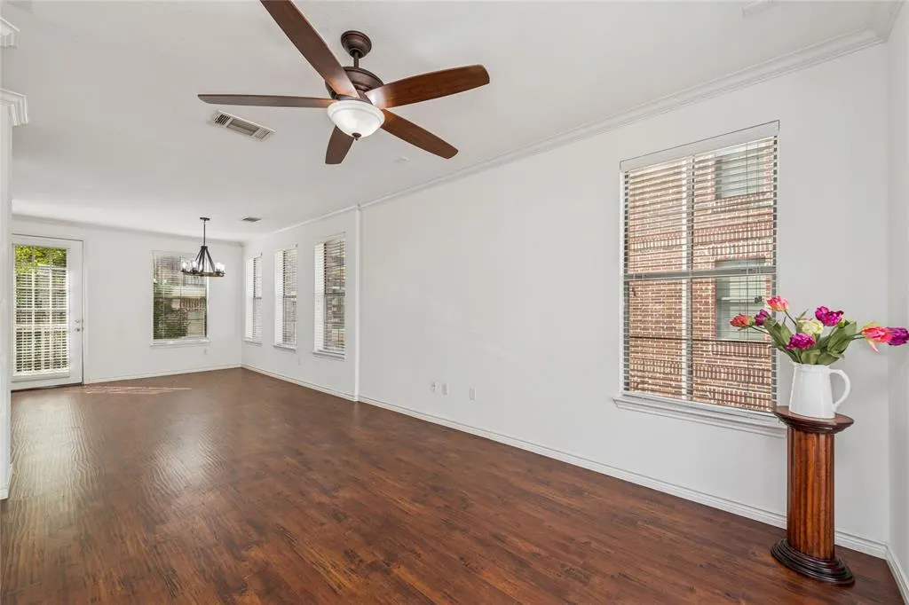 2115 Grove Park Lane