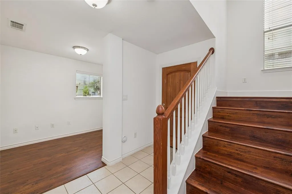 2115 Grove Park Lane