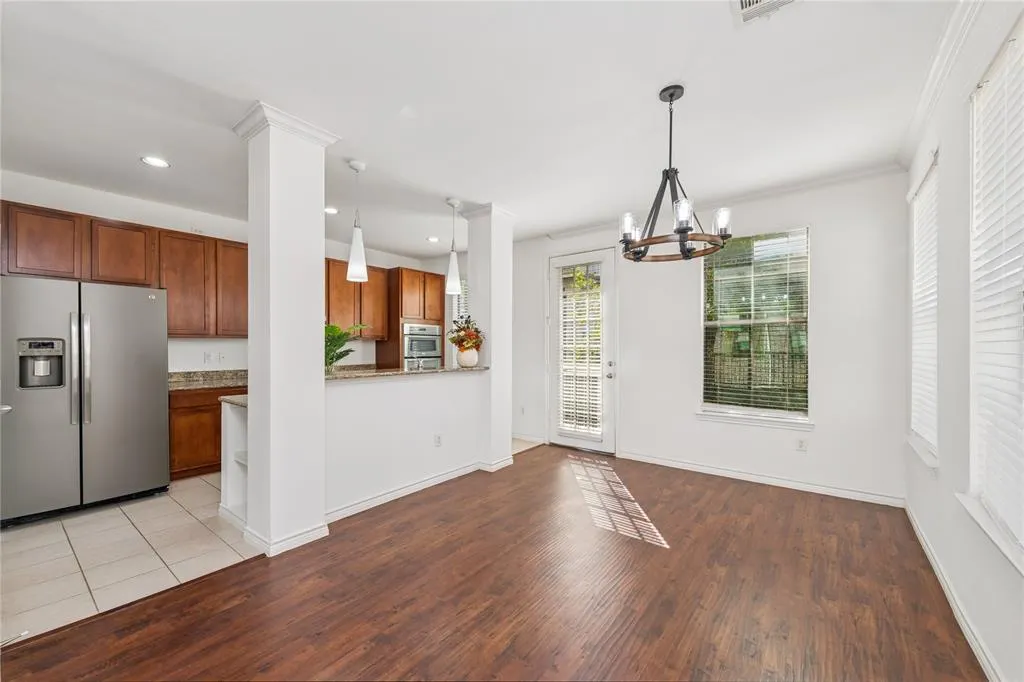 2115 Grove Park Lane