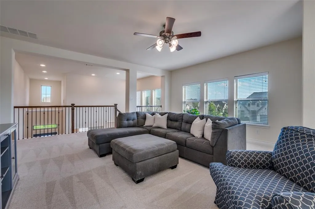 3127 Lexington Drive
