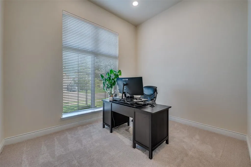 3127 Lexington Drive
