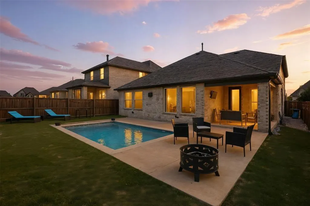 4113 Gainesway Lane