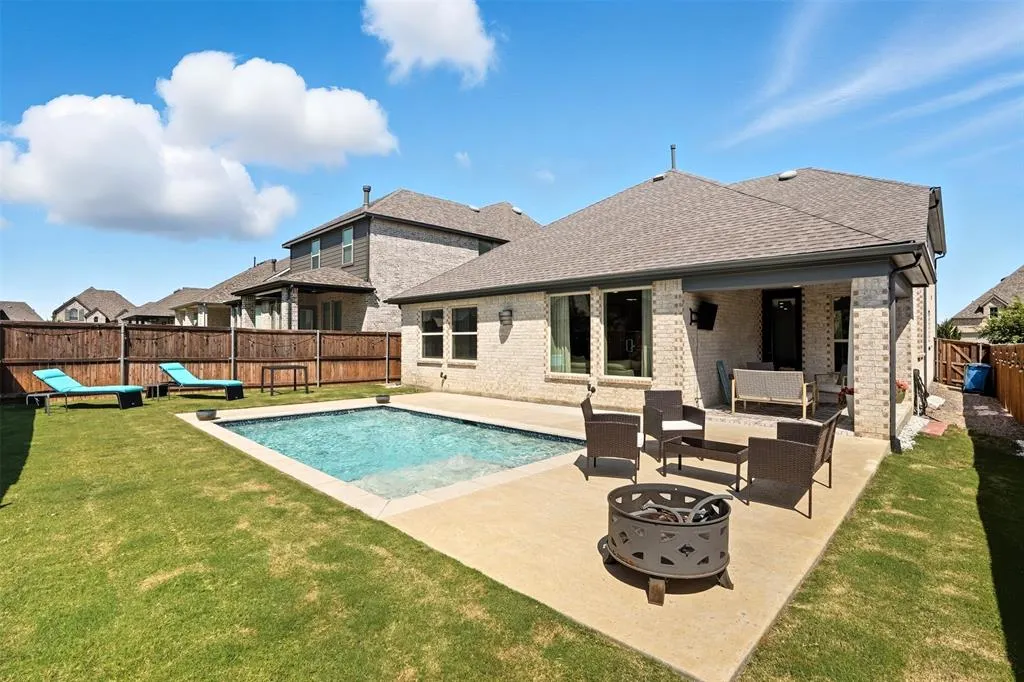 4113 Gainesway Lane
