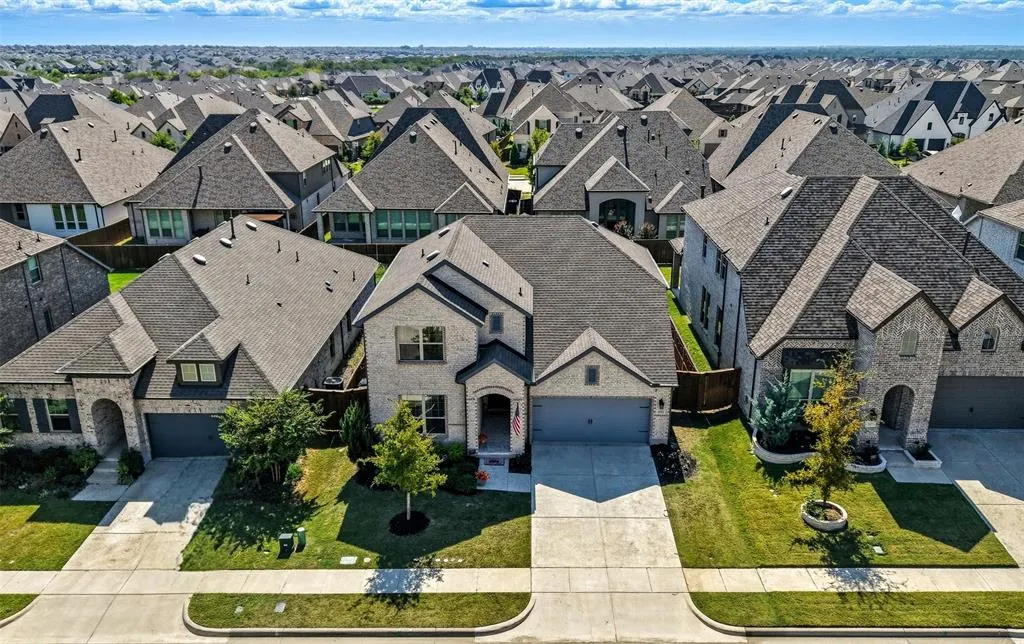 4113 Gainesway Lane