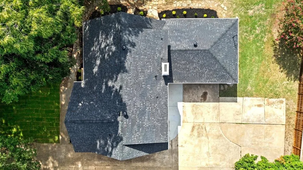 2629 W Prairie Creek Drive
