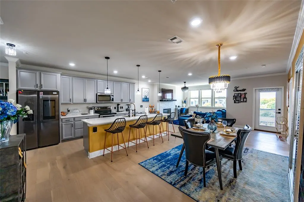 651 N Watters Road, #8201