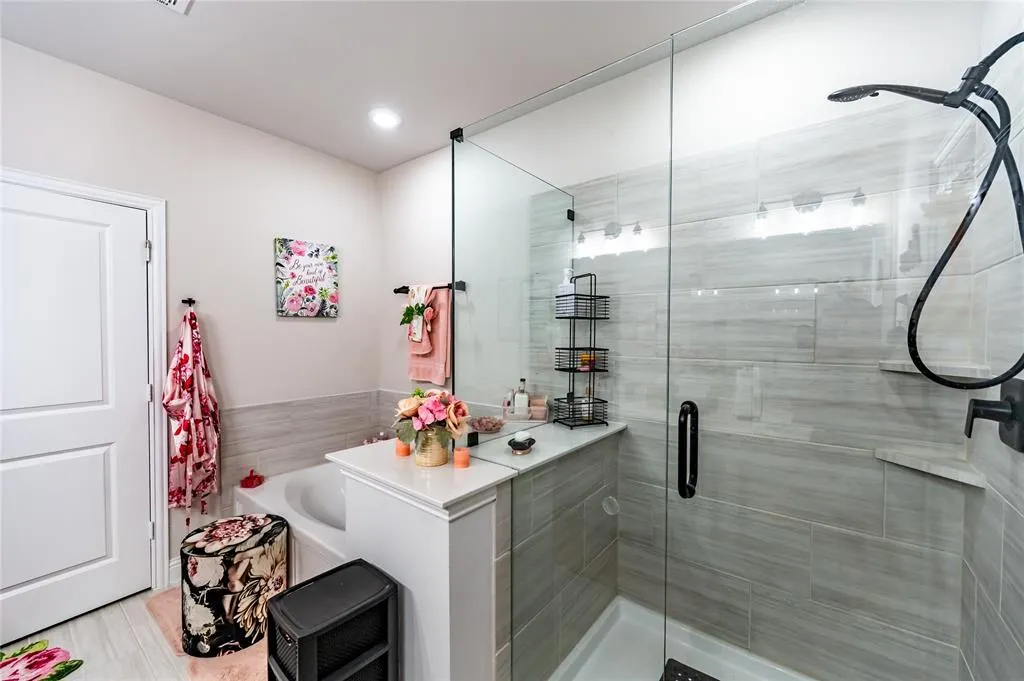 651 N Watters Road, #8201