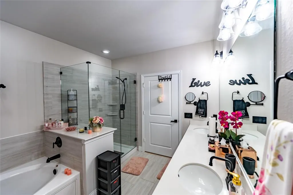 651 N Watters Road, #8201