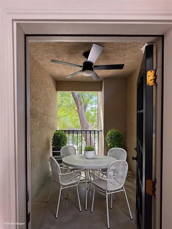 4800 W Lovers Lane, #212