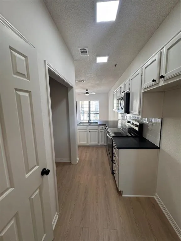 4800 W Lovers Lane, #212
