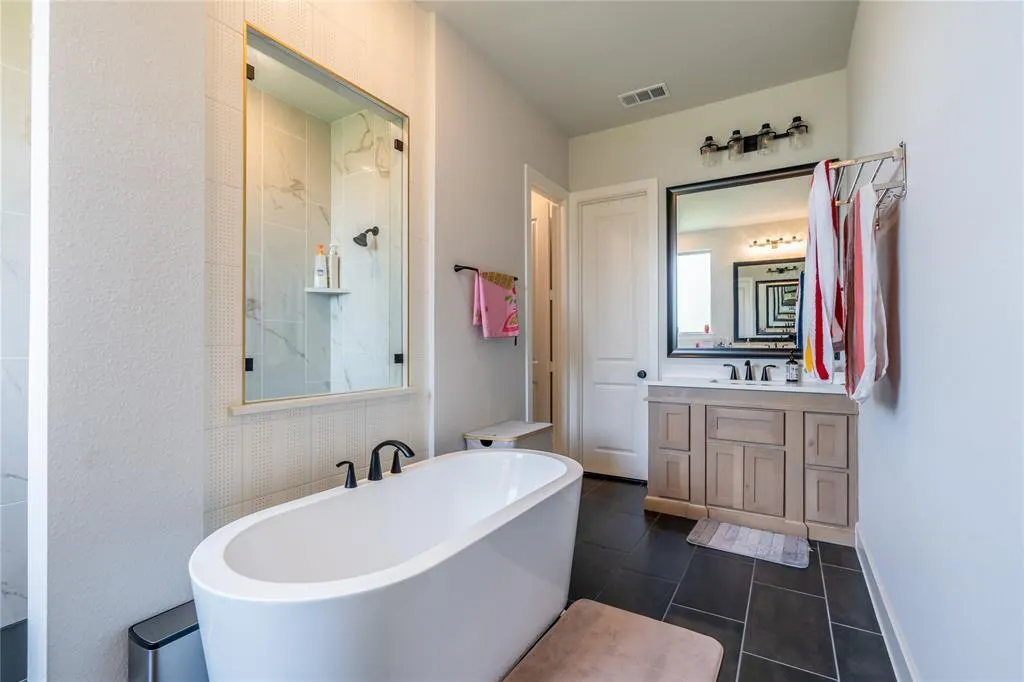 1712 Hanoverian Lane