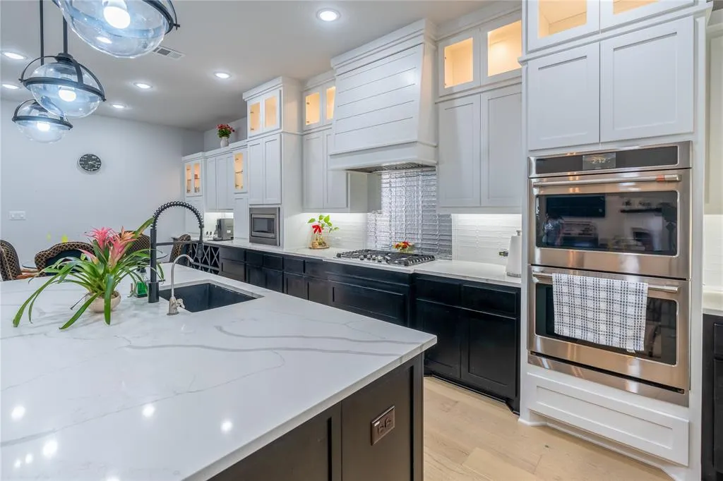 1712 Hanoverian Lane