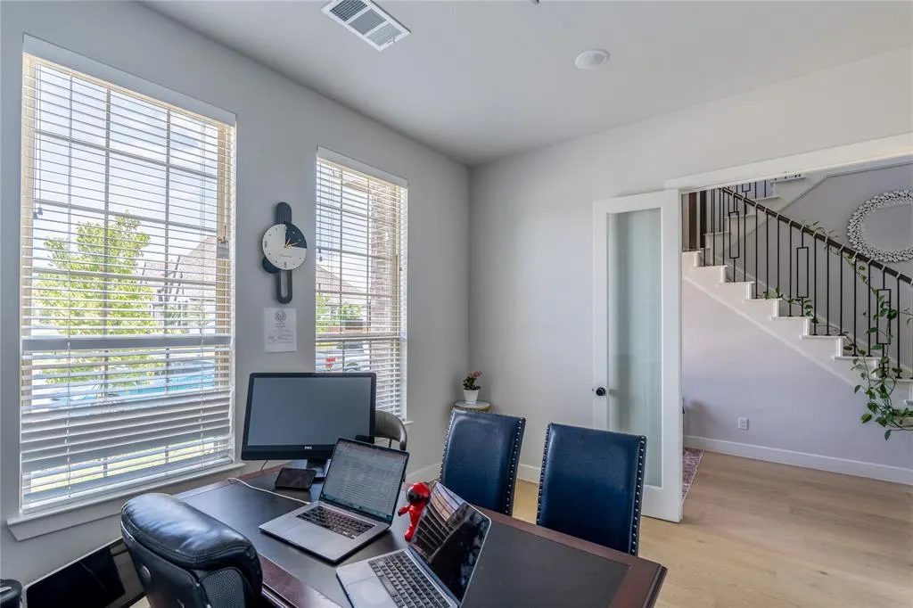 1712 Hanoverian Lane