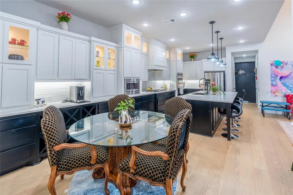 1712 Hanoverian Lane