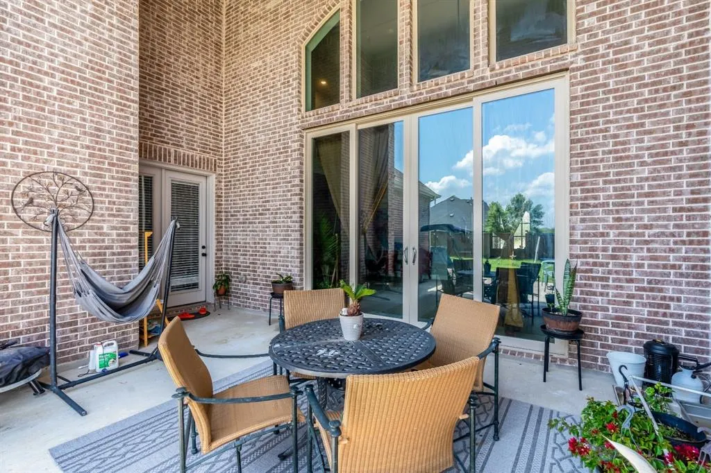 1712 Hanoverian Lane