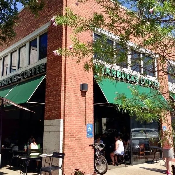 4229 Cole Avenue, #105