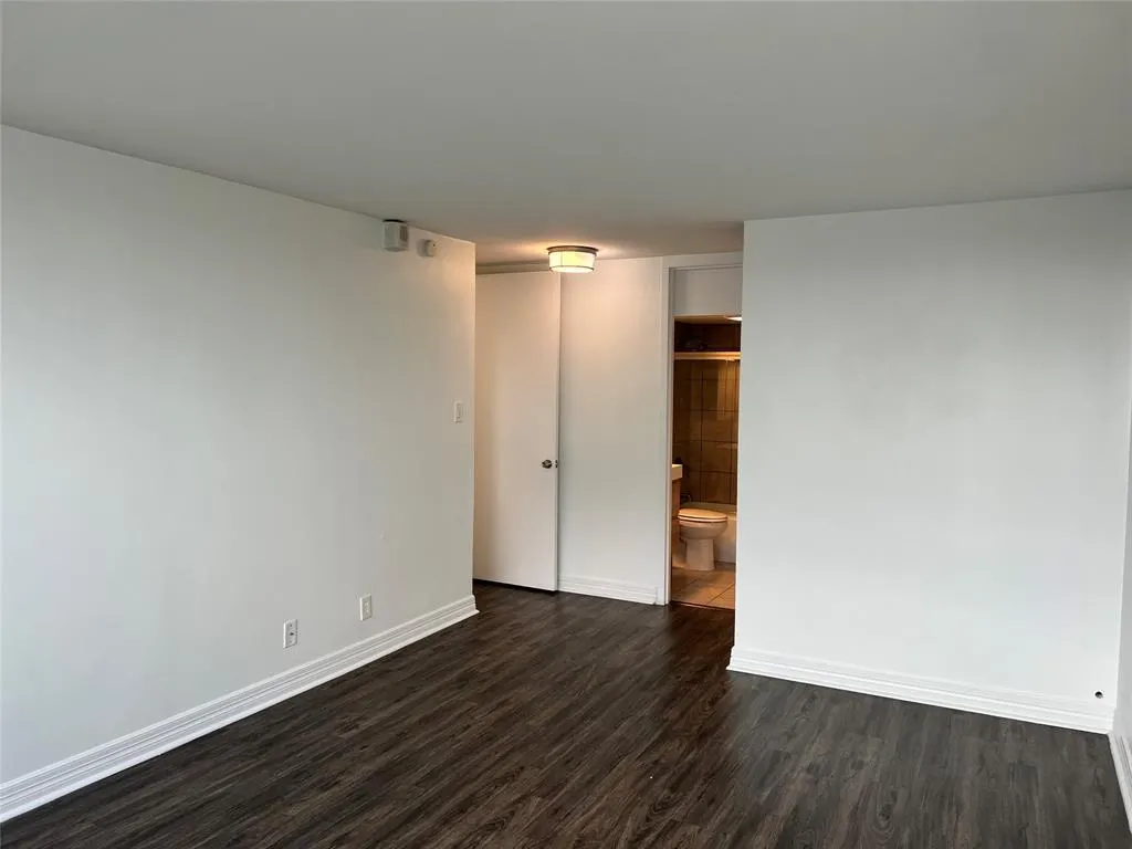 3883 Turtle Creek Boulevard, #2010