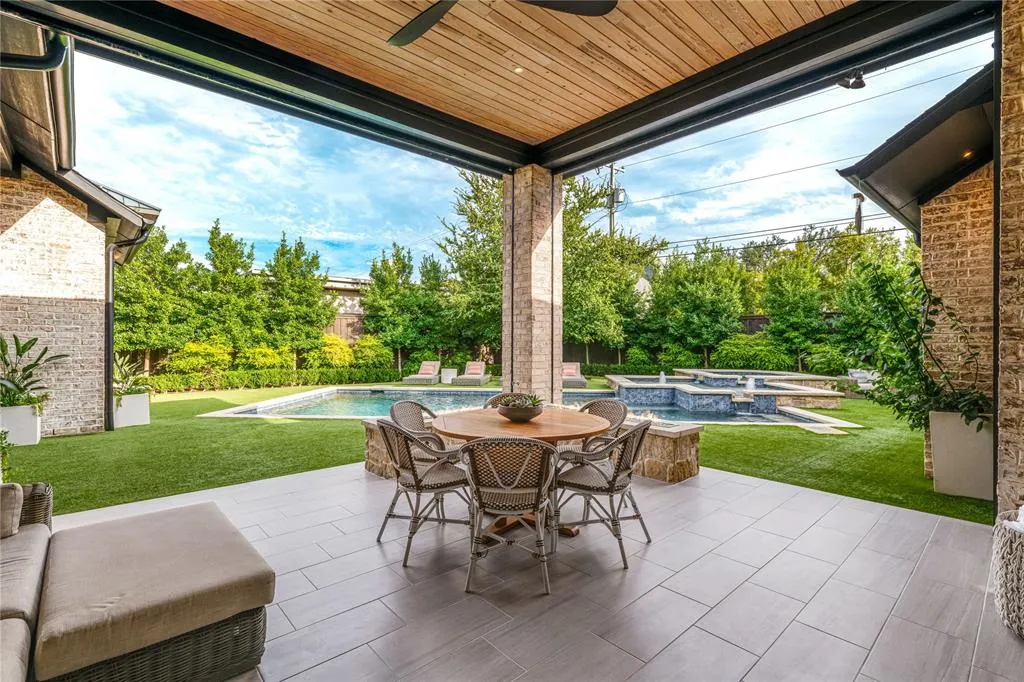 6522 Pemberton Drive