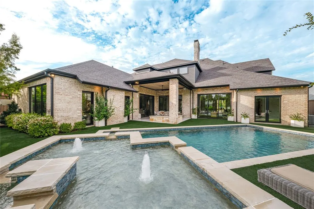 6522 Pemberton Drive