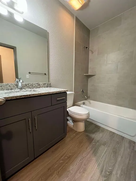 8714 Tudor Place
