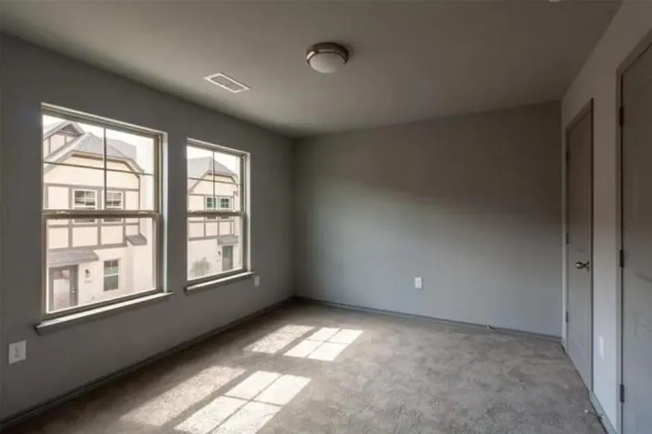 8714 Tudor Place