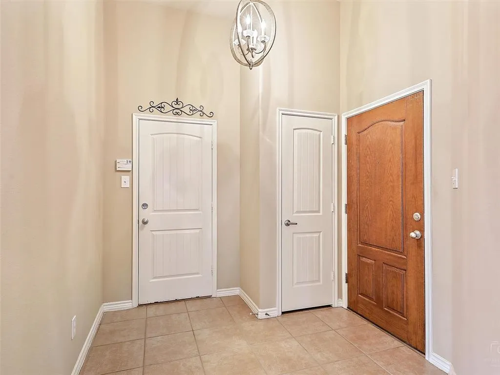 3805 Bitterroot Trail