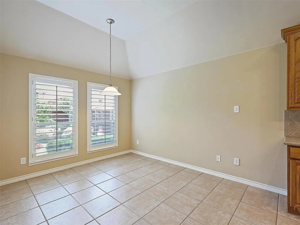 3805 Bitterroot Trail