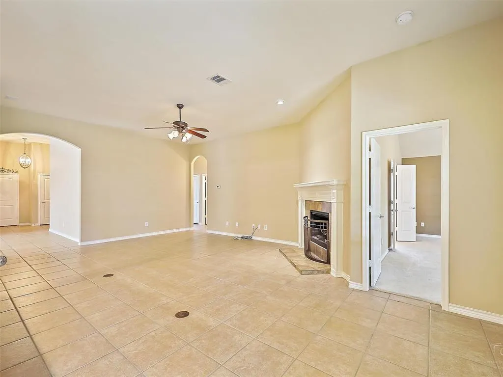 3805 Bitterroot Trail