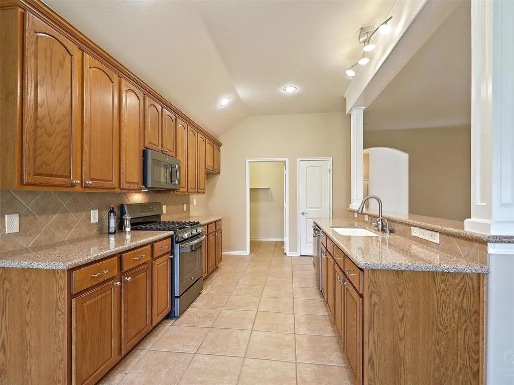 3805 Bitterroot Trail