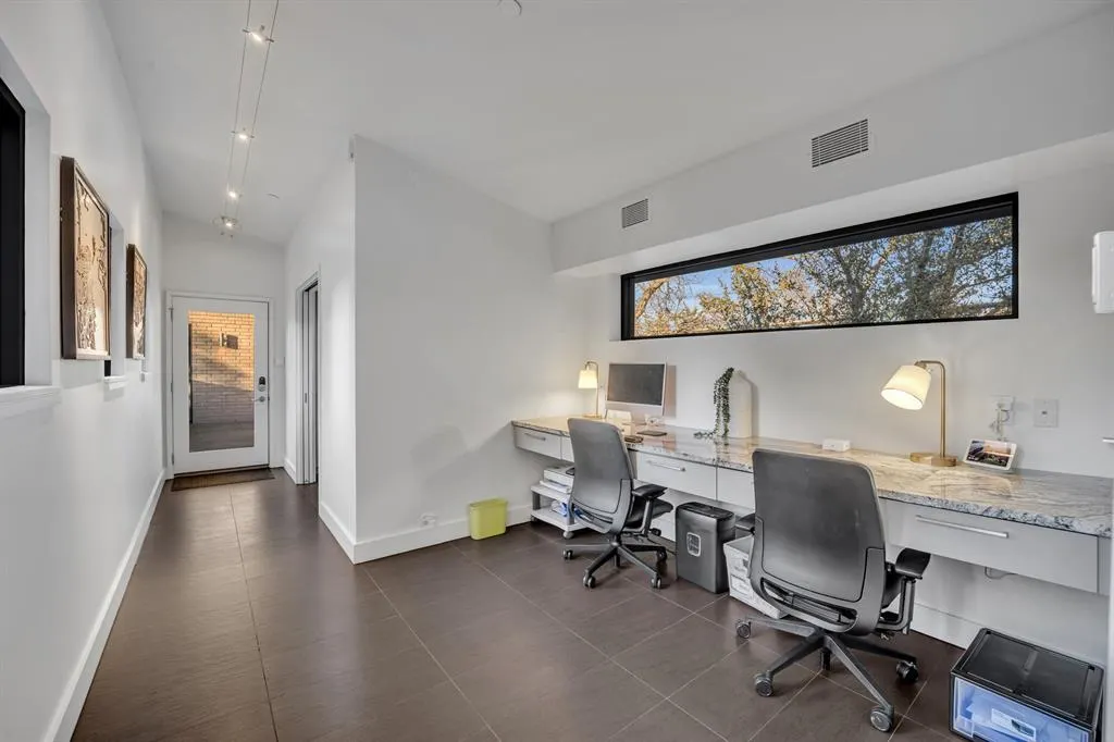 5947 Meadowcrest Drive
