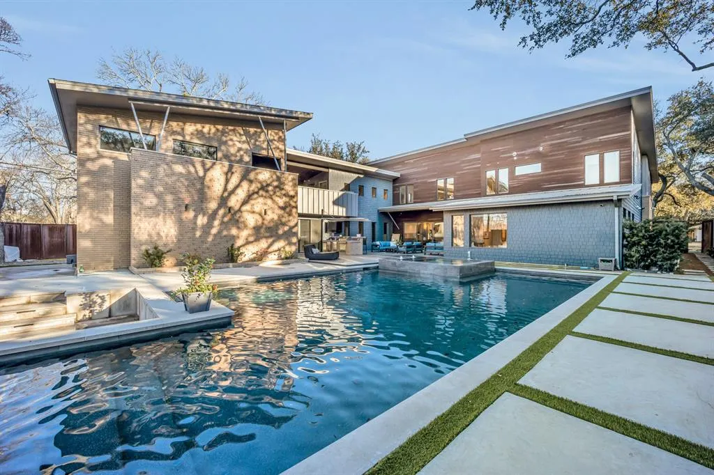 5947 Meadowcrest Drive