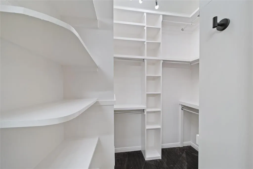 3225 Turtle Creek Boulevard, #320