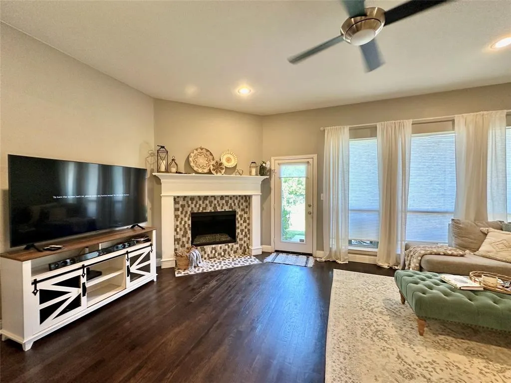 1708 Landon Lane