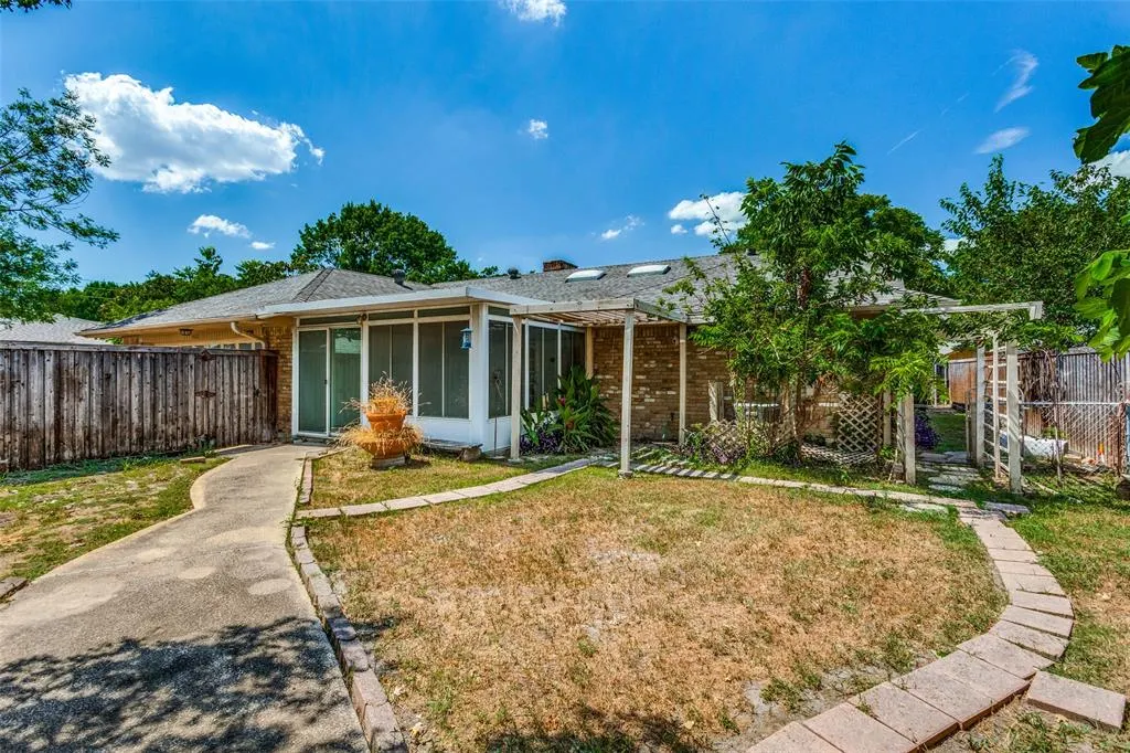 402 Birch Lane