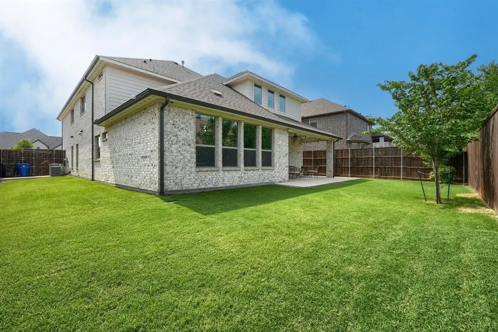 10508 Wintergreen Drive