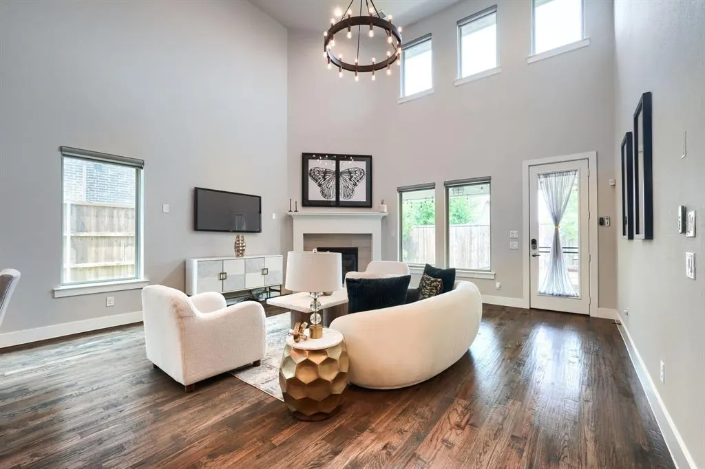 10508 Wintergreen Drive