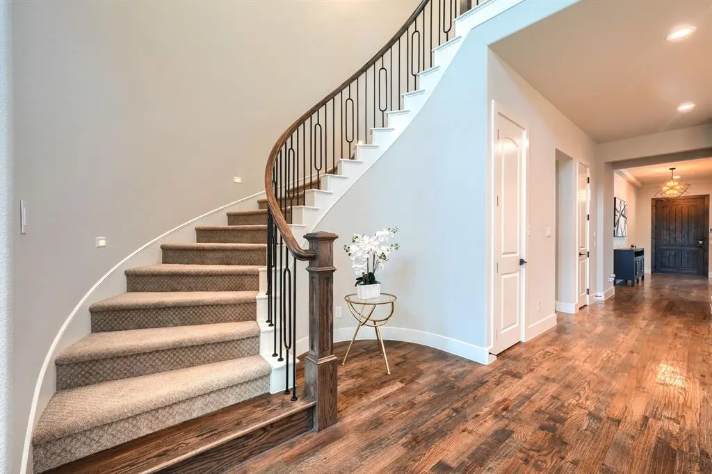 10508 Wintergreen Drive
