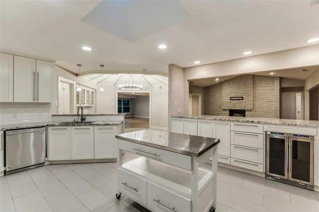 7207 Stefani Drive