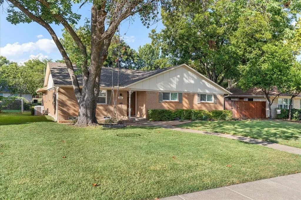 1216 Cypress Drive